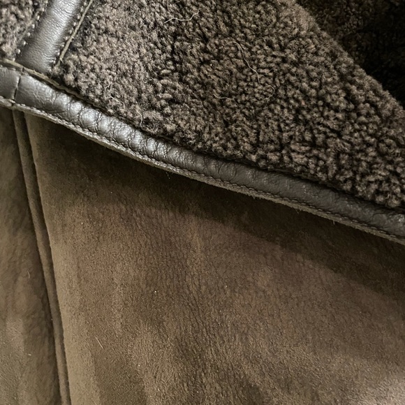 Wrap London women's 100% lamb skin jacket with 100% shearling interior. - Picture 4 of 15